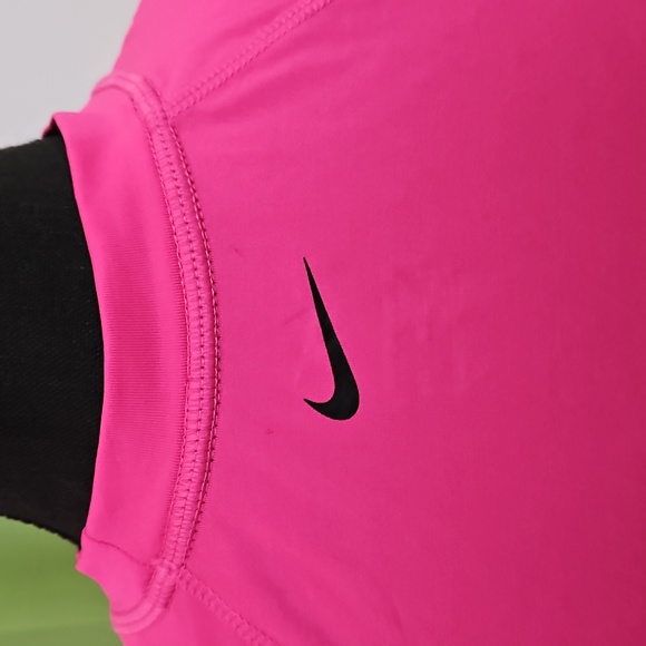 Nike Swim Pink Barbie Workout Blokecore Atheleisure Sportswear Logo Shirt Sz Med - Picture 5 of 9